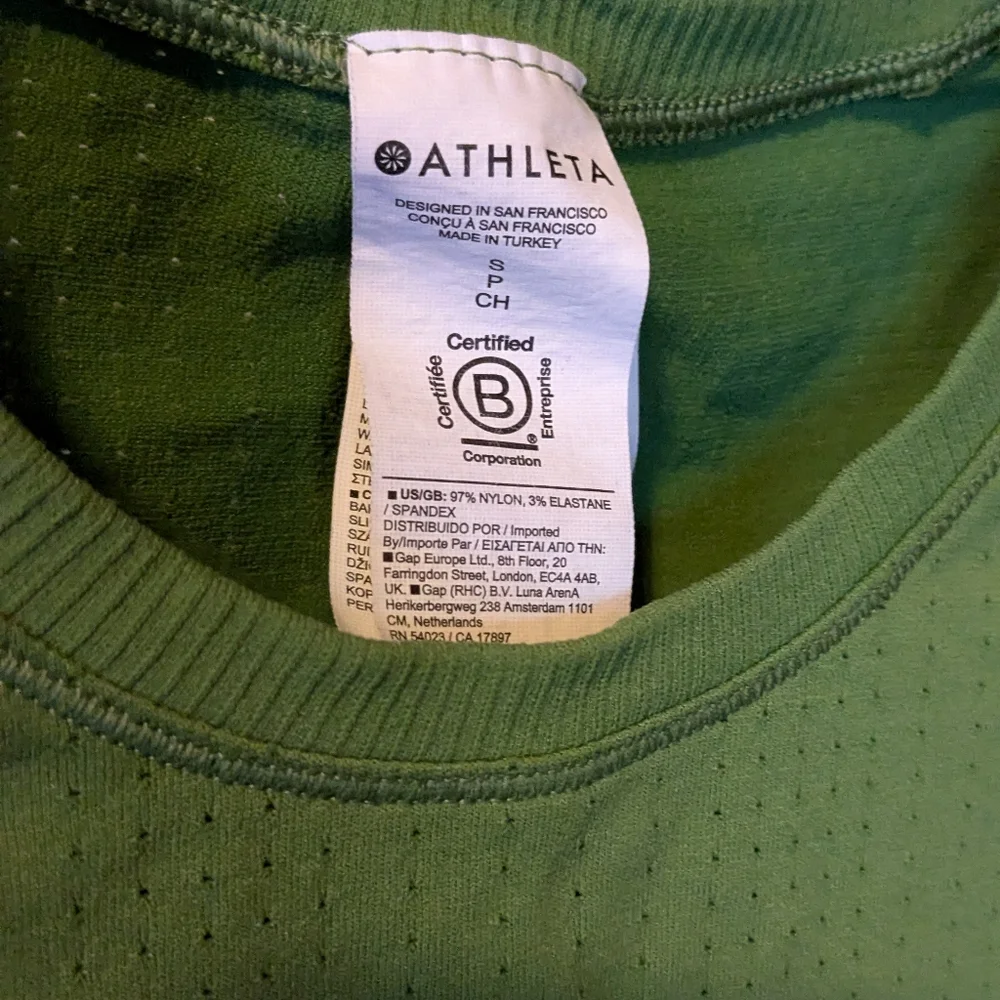 Athleta Performance Tank - Picture 3 of 5